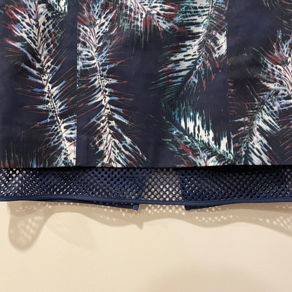 Club Monaco Alessandra Navy Palm Leaf Print Mesh-Trim Pencil Skirt - Picture 6 of 9